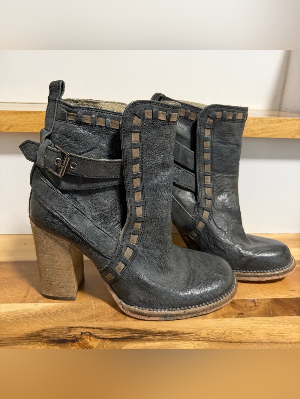 Free People Heirloom Heel Boot size 6.5